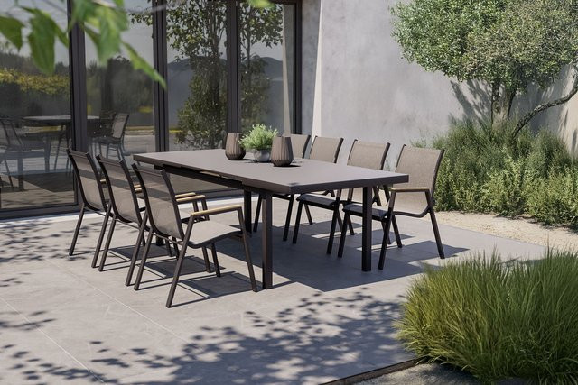 Hartman Aruba Garten-Essgruppe aus Aluminium und Textilene in Anthrazit mit ausziehbarem Tisch und 6 Stapelsesseln, Tisch B: 100 cm, H: 76 cm, L: 180/240 cm - Bild 1