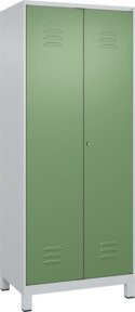 C+P Wäsche-Spind Classic PLUS mit 2 Abteilen, Zylinderschloss und Füßen, Farbe: Lichtgrau/Resedagrün, H x B x T: 195 x 80 x 50 cm - Bild 1