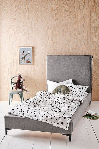 CURRAHEE Kinderbett in Grau mit gepolstertem Stoffrahmen und Punktmuster, B/T/H: 90 x 200 x 109 cm - Bild 1