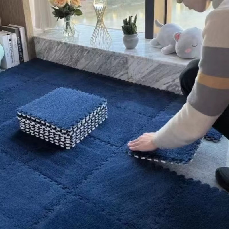10 Stück ineinandergreifende Puzzle-Fußmatten von DHDH in Weiß, flauschiger Faux Fur Teppich im geometrischen Quadrat-Design, B/T/H: 30 x 30 x 1 cm - Bild 3