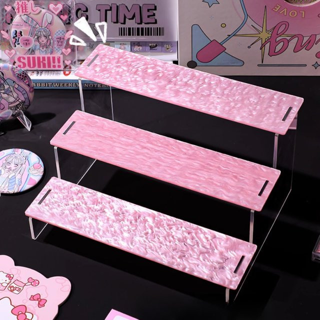 PGY Acryl Display Stand mit Wellenoptik und Glitter in Transparent, Blau oder Pink für Tischdekorationen - Bild 1