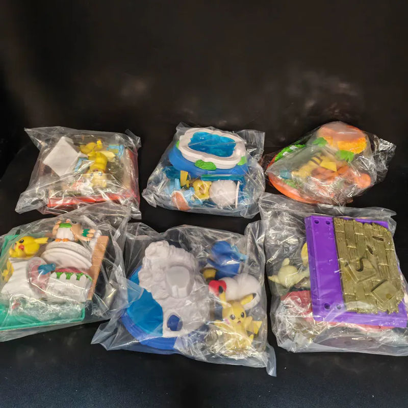 TAKARA TOMY Pokémon Pikachu 30. Jubiläum Gedenk-Edition Blind Box Dekoration mehrfarbig - Bild 6