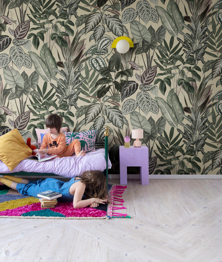 Rebel Walls Wandtattoo Mischievous Monkeys - Sunshine in Grün und Multicolour für Kinderzimmer - Bild 1