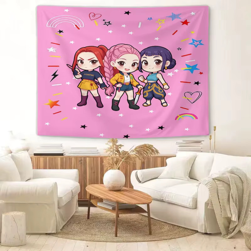 Hasbro KPop Wandteppich mit Chibi-Mädchengruppe in Rosa, Textiler Wandbehang für Kinder und Mädchen, B/H: 130 x 150 cm - Bild 2