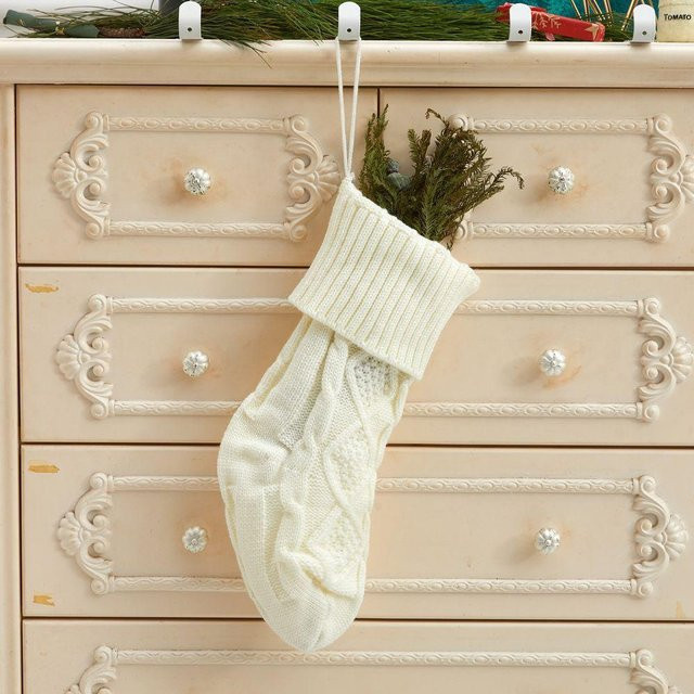 NATAWA Gestrickte Weihnachtsstrümpfe als Kamin Dekoration und Geschenktüte in Weiß - Bild 1