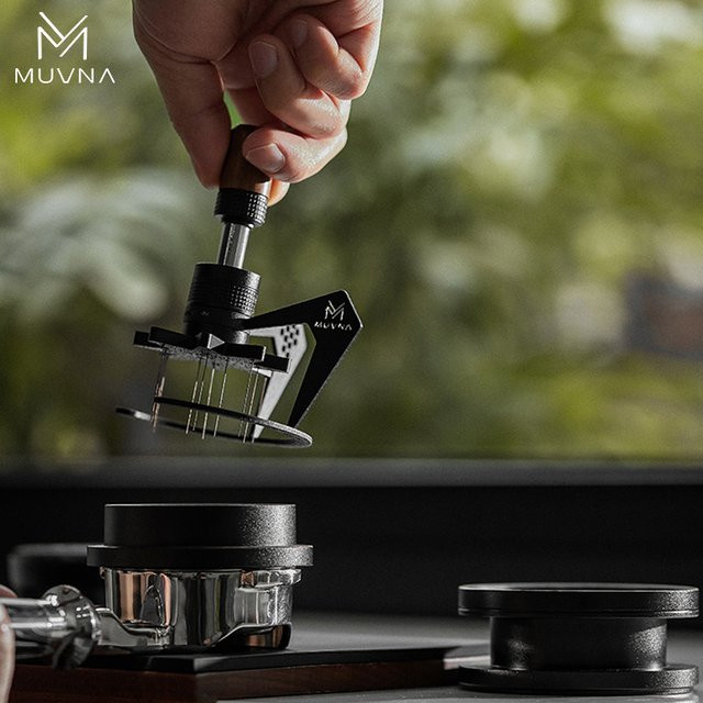 MUVNA Mantis WDT Verteilerwerkzeug Espressorrührer aus Edelstahl in Schwarz für 51 mm, 53 mm oder 58 mm Siebträger - Bild 1