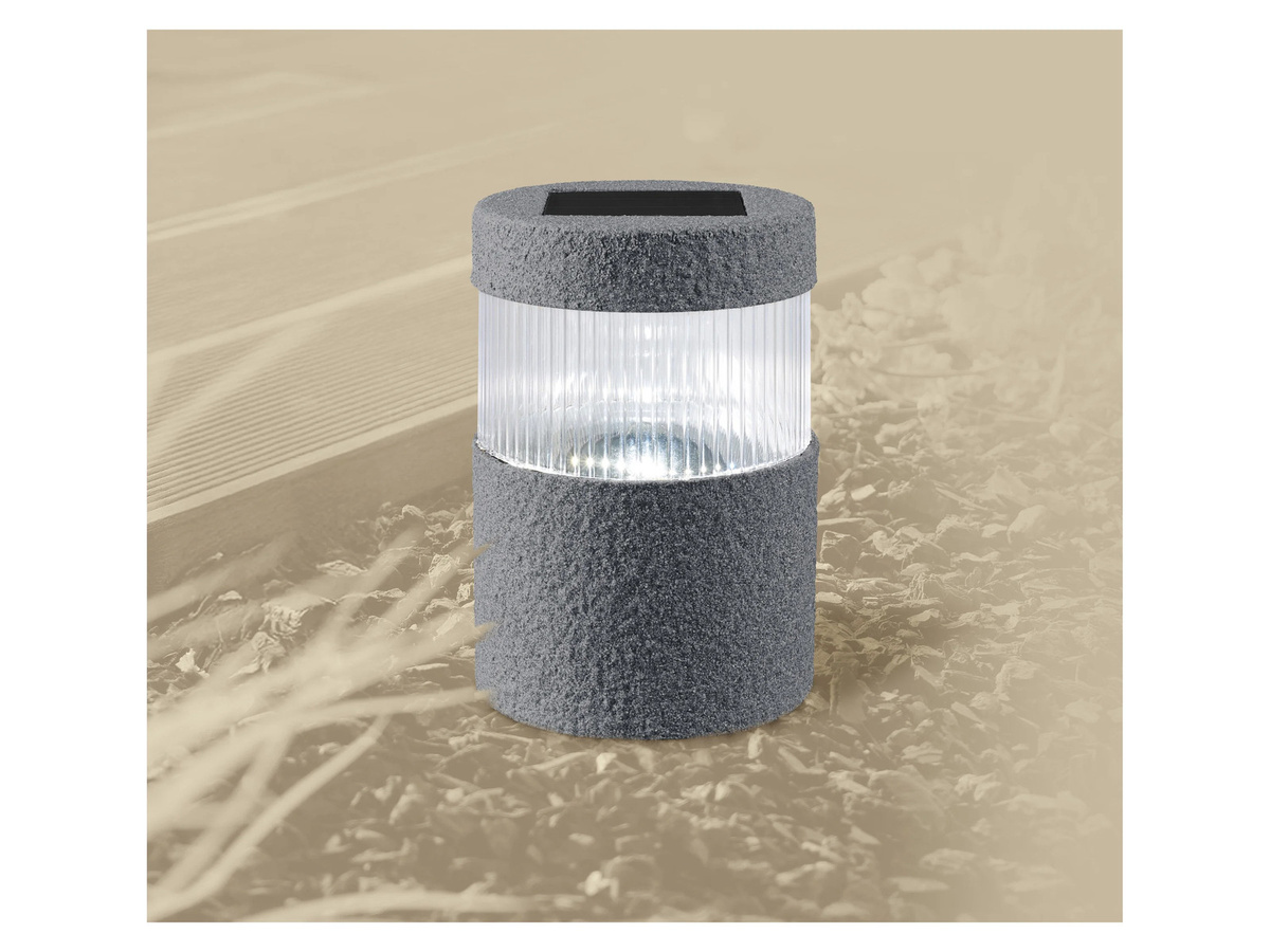 LIVARNO LED-Solarleuchte rund in Grau mit Dämmerungssensor und Erdspieß - Bild 2