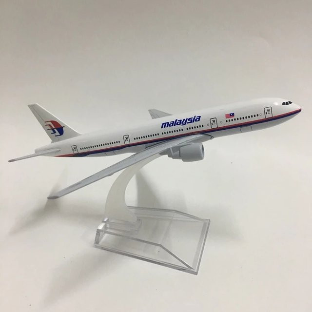 ZOCO Malaysia Airlines 777 Flugzeugmodell, 1:400, Metall, Weiß - Bild 1