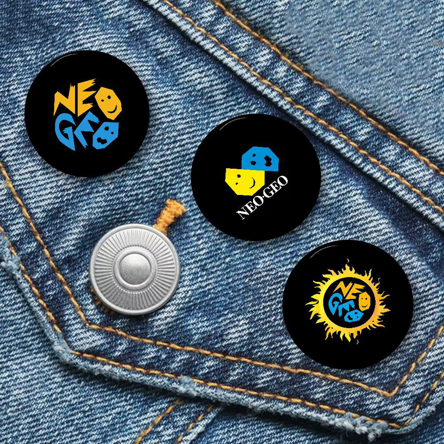 SNK Brosche, Neo Geo, 58mm, Unisex - Bild 5