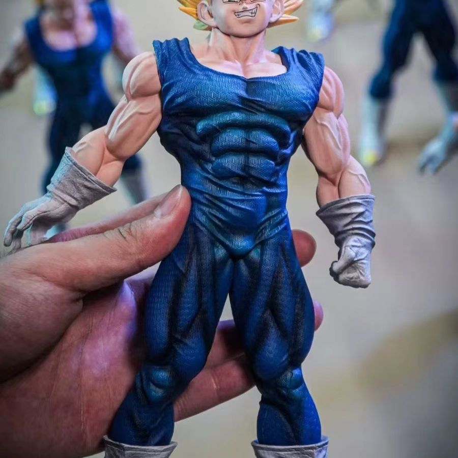 Bandai Dragon Ball Z Vegeta Super Saiyajin Figur aus PVC, Höhe: 27,5 cm - Bild 5
