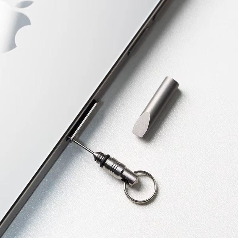 Multifunktions-SIM-Karten-Entferner aus Titanlegierung in Silber als tragbarer Schlüsselanhänger zum Öffnen von Verpackungen - Bild 1