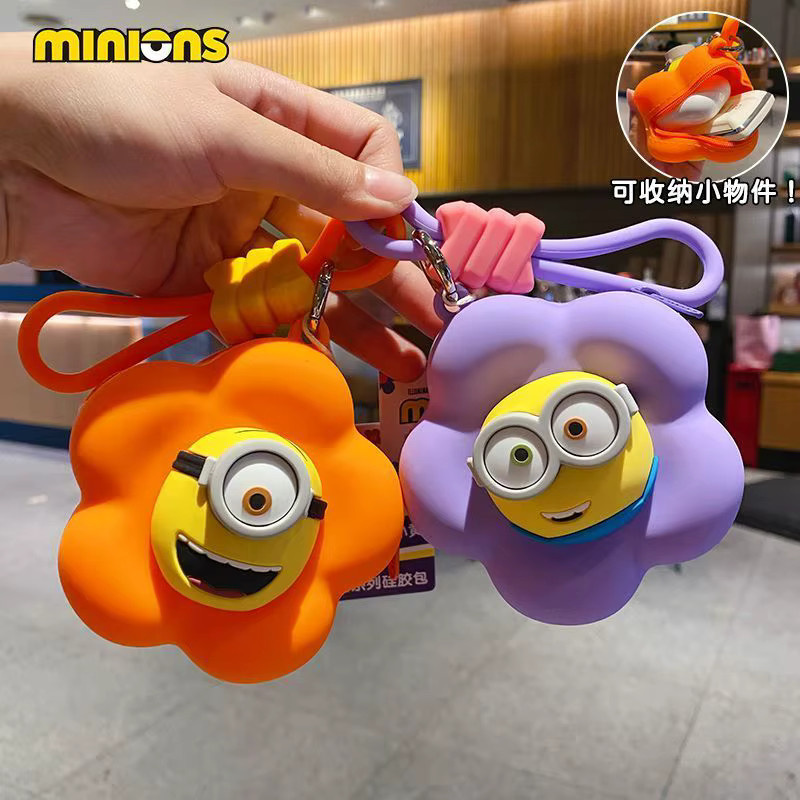 Minions Anhänger, PVC, Blumen, Schlüsselanhänger - Bild 2