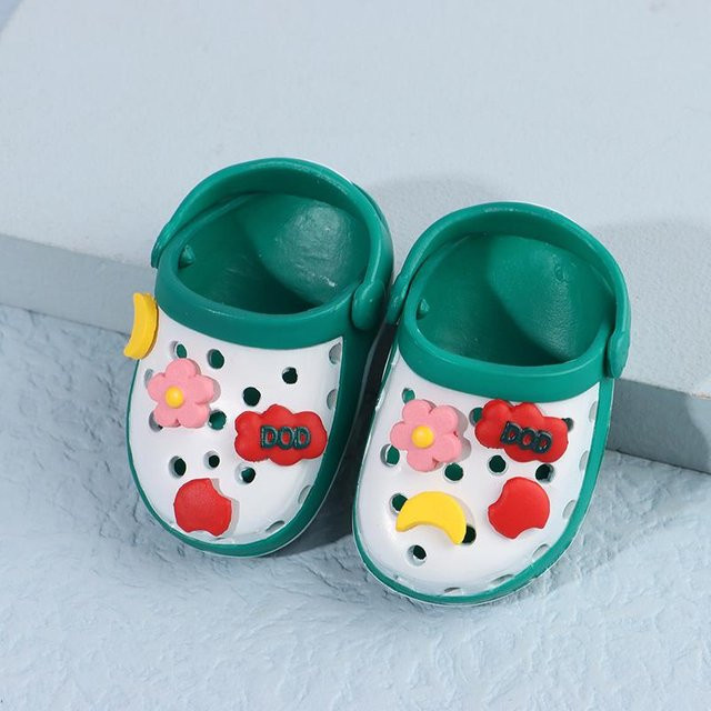 Yiran toy 1 Puppenschuhe Mini-Loch-Sandalen Gemischte Farbe Zubehör - Bild 1