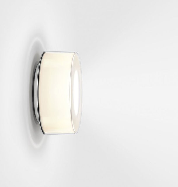 Serien Lighting Curling Wall S LED-Wandleuchte mit transparentem Acrylglasschirm und zylindrischem Reflektor in Silber mit dim2warm Funktion (1800K - 3000K) - Bild 1