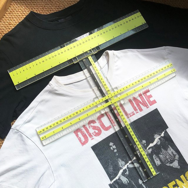 T-Shirt-Lineal aus transparentem Acryl als Zentrierhilfe für Sublimation und Vinyl-Druck sowie Nähwerkzeug - Bild 1
