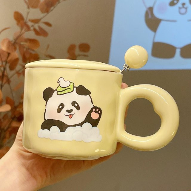 Keramiktasse mit Deckel von Yiran bag in Gelb mit Panda-Design, 400 ml - Bild 1