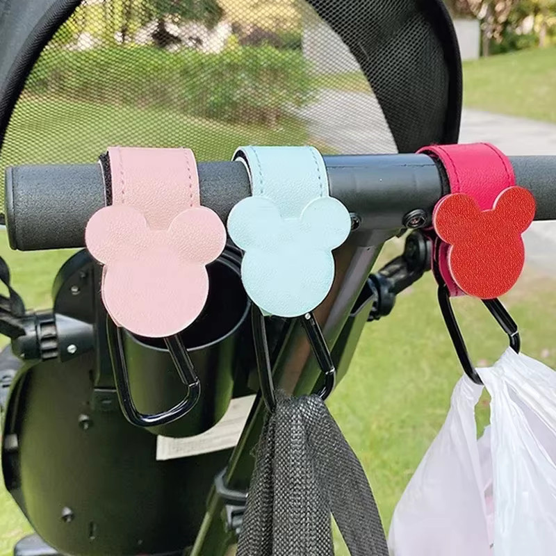 Drehbare Kinderwagen Haken aus PU Leder in Pink als Organizer für den Kinderwagen Warenkorb - Bild 5