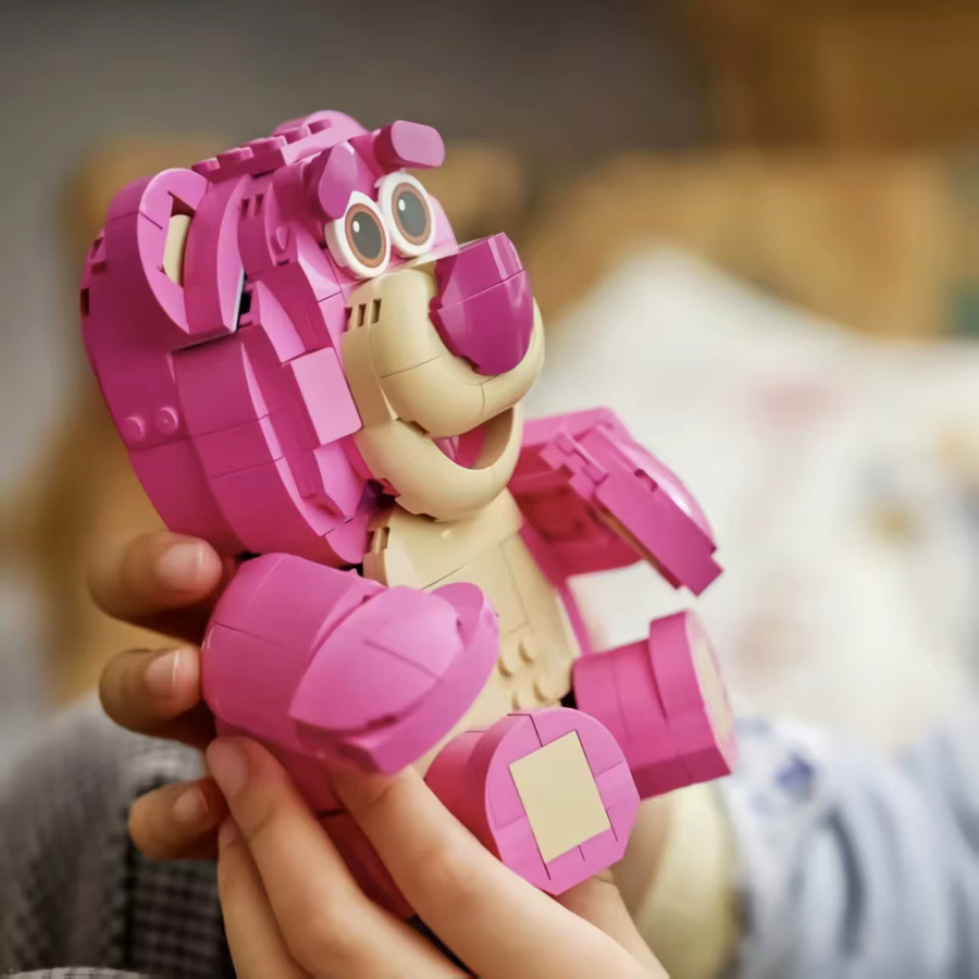 Potdemiel Lotso Erdbeer-Bär, Baustein-Puzzle-Modell, 570 Teile - Bild 4