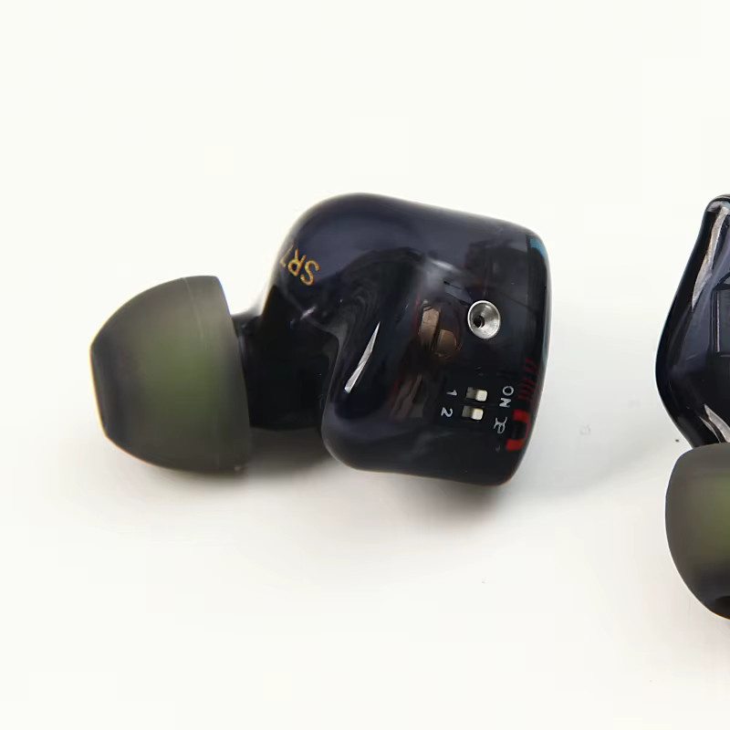 Sound Rhyme SR7 1DD+6BA Hybrid-HIFI-In-Ear-Kopfhörer mit 4-stufigem Tuning-Schalter in Multicolour - Bild 2