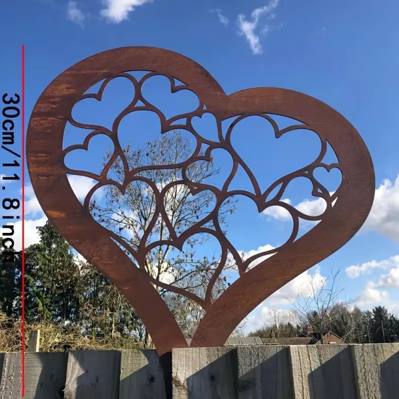 Rustikales Gartenschild in Herz-Silhouette aus Metall in Braun für die Outdoor-Dekoration - Bild 2