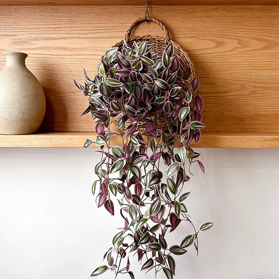 Künstliche Wandhängepflanzen von Kmitang mit Eukalyptusblättern und Scindapsus-Blättern, lila Seidenranken für Haus, Garten und Hochzeitsdekoration, Höhe: 75 cm - Bild 2