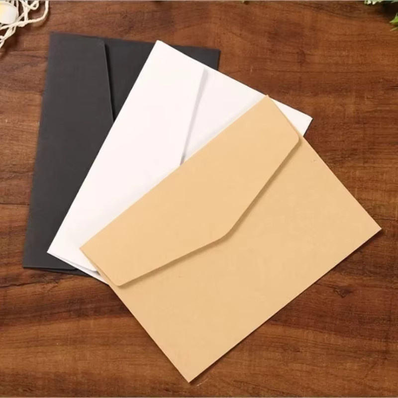 10 Stück Kraftpapier-Umschläge im Retro-Stil in Schwarz und Weiß für Karten und Postkarten - Bild 4