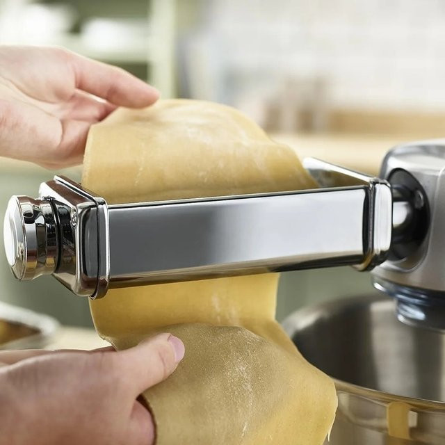 Kenwood Nudelzubehör Set aus SUS304 Edelstahl in Silber mit Lasagne-Nudelwalze, Fettuccine-Schneider und Spaghetti-Schneider inklusive Adapter - Bild 1