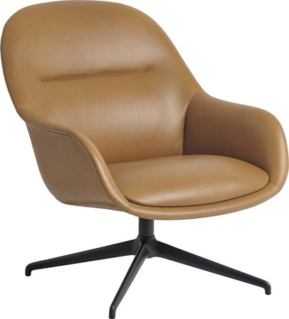 Muuto Fiber Lounge Armlehnstuhl Swivel mit Lederbezug in Braun