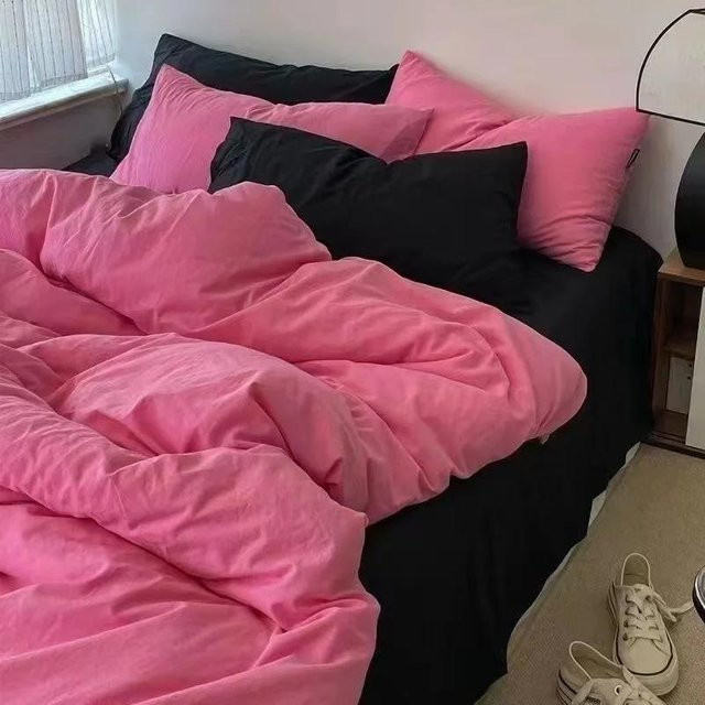 Bin Chi Textiles Bettwäsche-Set Kawaii Blumig-kariert in Pink, bestehend aus Bettbezug, Kissenbezug und Spannbettlaken aus Mikrofaser, B/H: 150 x 200 cm - Bild 1