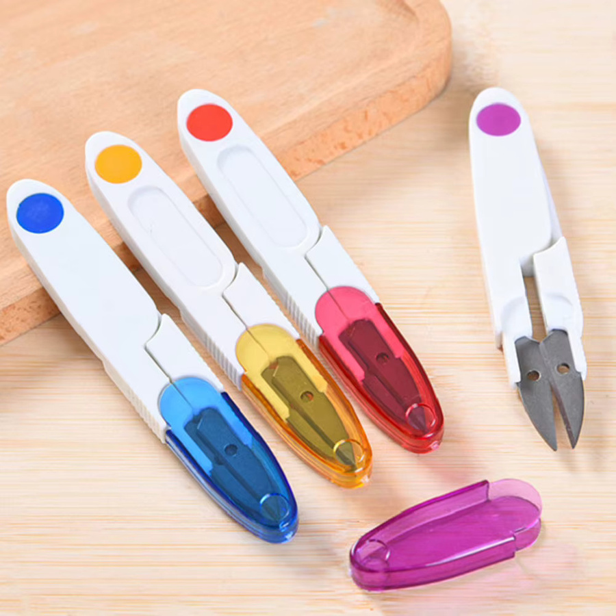 OZXHIXU Stickschere mit Kunststoffgriff und Abdeckung in Rot für DIY Handwerk und Stickerei - Bild 2