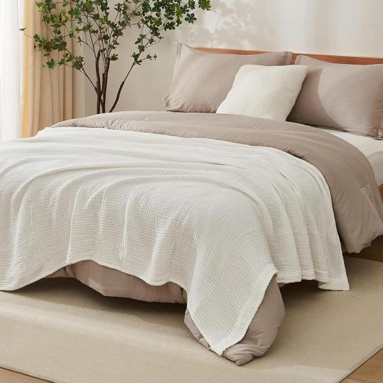 ModeMix Musselin Decke aus Baumwolle in Gelb, atmungsaktiver Sommer Überwurf für Sofa und Bett, Breite: 100 cm - Bild 2