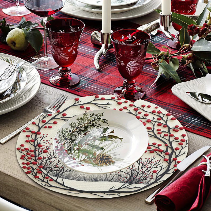 VIKAMA 4er Set Tischsets aus Leinen im nordischen Design mit Schneelandschaft und roten Beeren, rund, Mehrfarbig - Bild 3