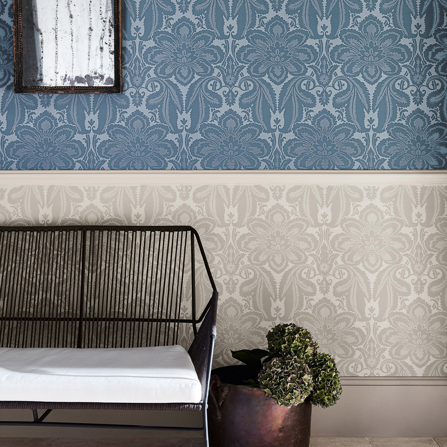 Little Greene Tapete Albemarle Street Astral in Blau mit floralem Botanik-Design - Bild 1