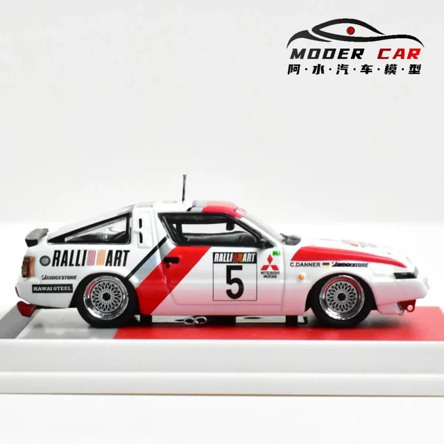 TSM MODEL Starion 1988, Modellauto, 1:64, Druckguss, Weiß - Bild 1