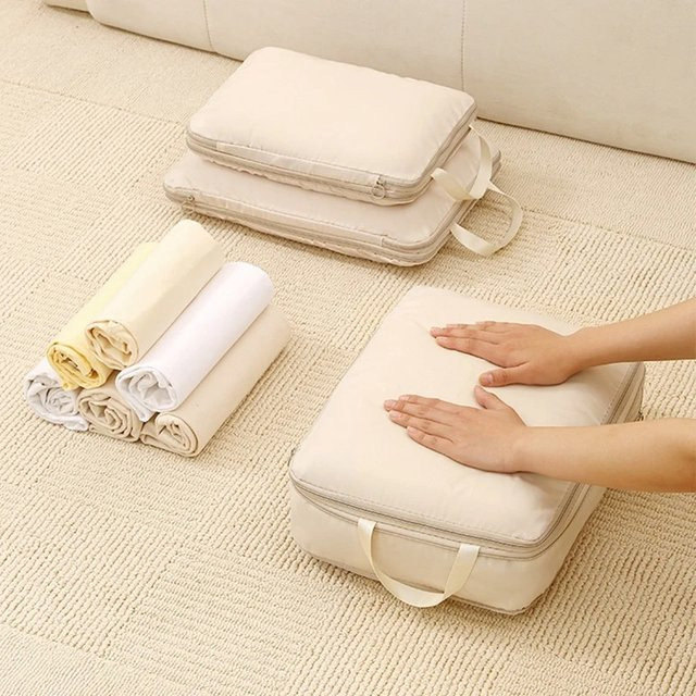 4er Set Reise-Organizer für Koffer und Reisetaschen zur Aufbewahrung von Kleidung, Unterwäsche und Schuhen in Pink und Beige - Bild 1