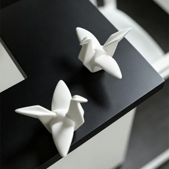 Moderne Geometrische Origami-Kranich Figur aus Keramik in Silber - Bild 5