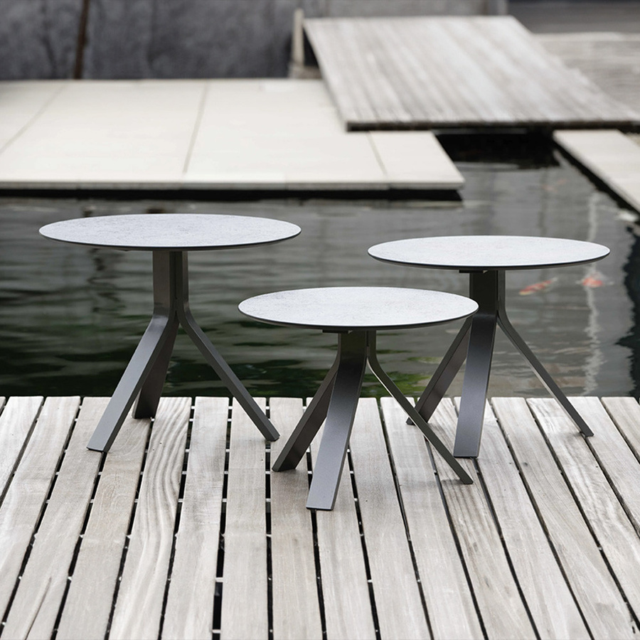 Stern FREDDIE Beistelltisch rund aus Aluminium in Anthrazit mit Silverstar 2.0 Smoky Tischplatte, Durchmesser: 65 cm, Höhe: 53 cm - Bild 2