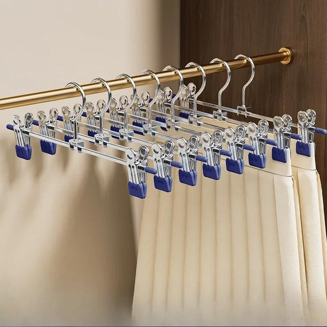 Yiran Furniture Verstellbare Kleiderstange aus Edelstahl in Silber mit rutschfesten Kleiderbügelclips zum Trocknen und Aufbewahren - Bild 1