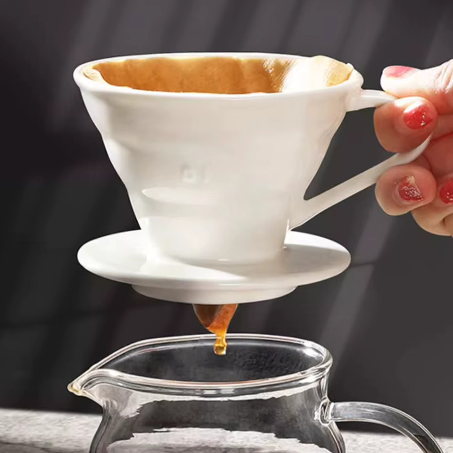 MYVIT Keramik-Kaffeefilterbecher in Weiß als konischer Handfilter für Barista-Zubereitung - Bild 2