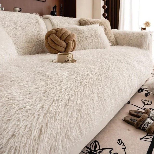 Luxuriöser Sofabezug aus weichem Lammwoll-Plüsch in Weiß, rutschfester Universal-Couchbezug für das Wohnzimmer, B/H: 90 x 240 cm - Bild 1