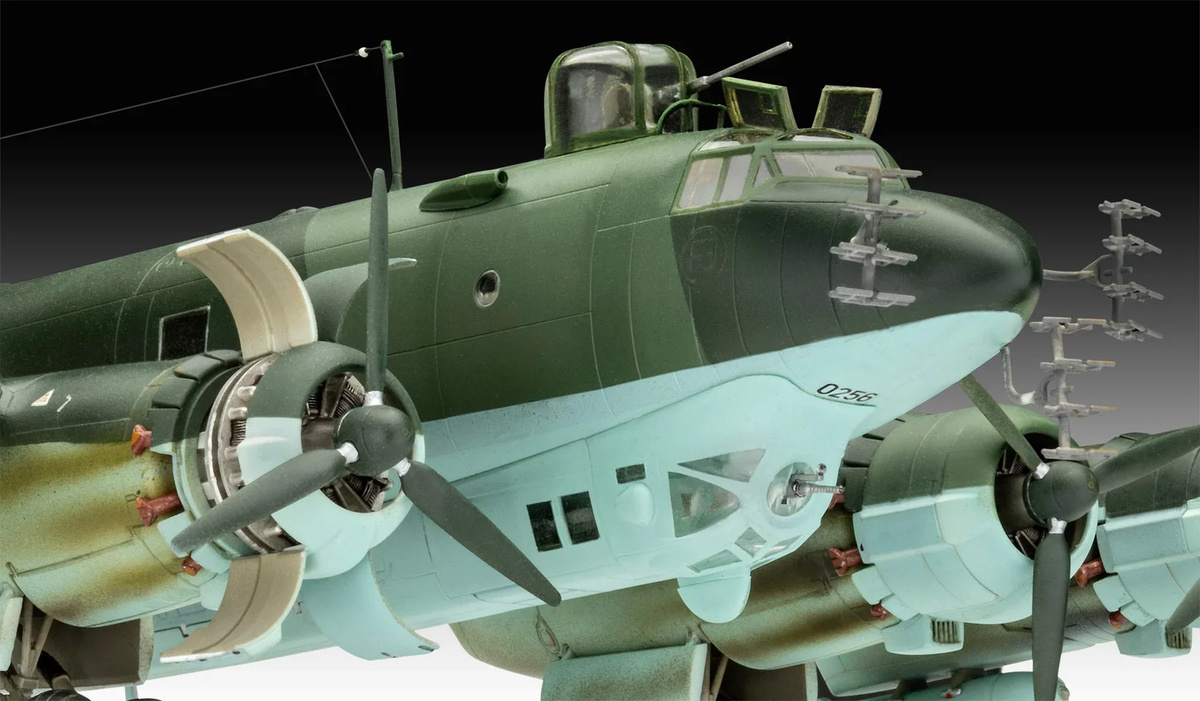 Revell Focke-Wulf Fw 200 C-5/C-8 Condor, Modellbau, 1:72 - Bild 4