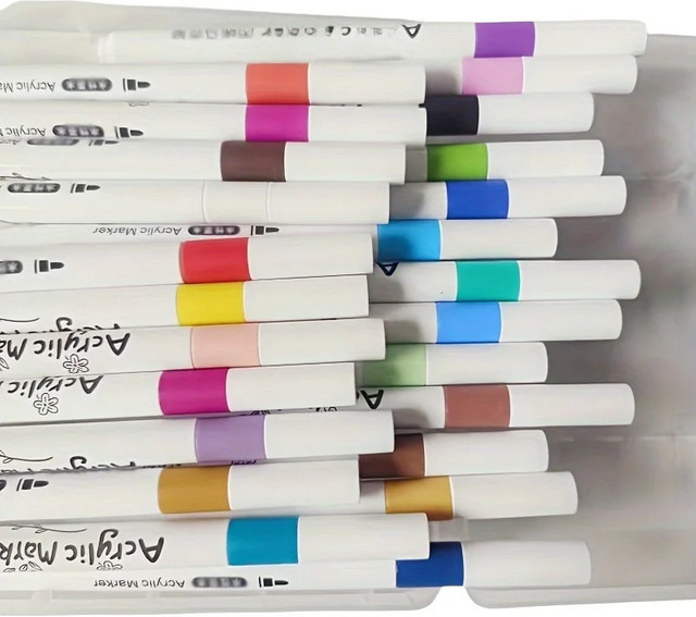 Acrylmarker Set mit weichem Brush-Kopf in Multicolour und Weiß, wasserfeste und permanente Stifte auf Wasserbasis für DIY-Doodle-Projekte von Kindern und Studenten - Bild 1
