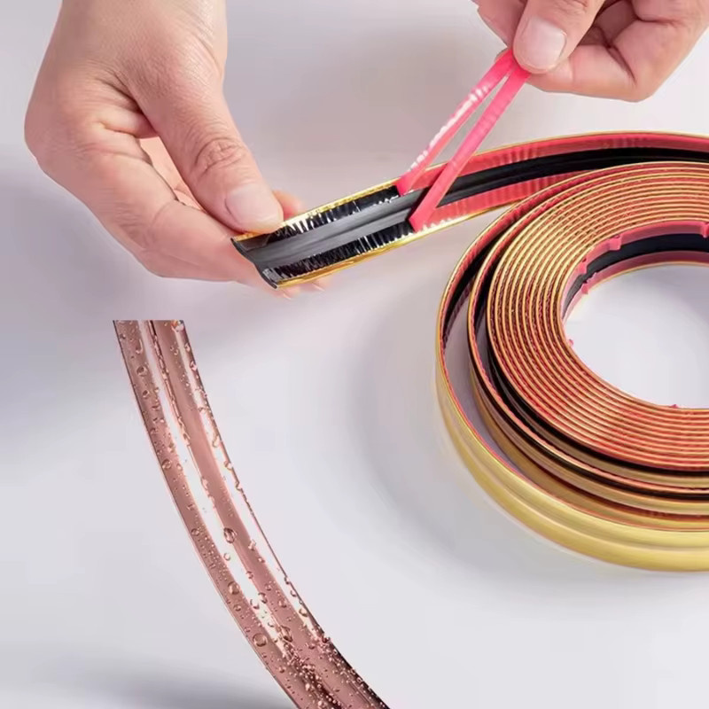 Selbstklebendes PVC Stoßschutzband in Weiß als dekorativer Wandaufkleber und Kantenschutz für Möbel und Wandecken - Bild 4