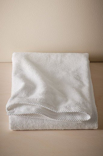 Jotex DARCY Badetuch aus Baumwolle in Weiß, B/L: 70 x 140 cm - Bild 1