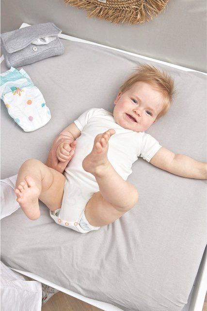 Meyco Baby Wickelauflagenbezug in Grau, B/T/H: 85 x 75 cm - Bild 1