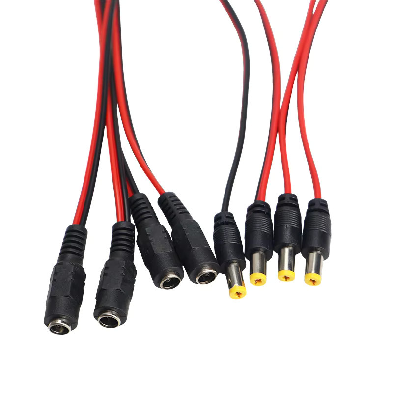 4 Stück DC-Stromkabel Stecker-Buchse Set in Schwarz, 5,5 x 2,1 mm, 20 cm Länge für 12V bis 24V DC Anschluss und CCTV-Kameras - Bild 2