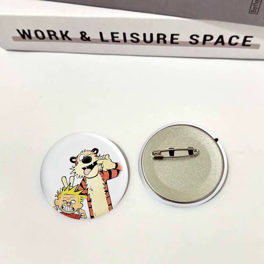 52TOYS Brosche Calvin und Hobbes, Abzeichen, Unisex - Bild 4