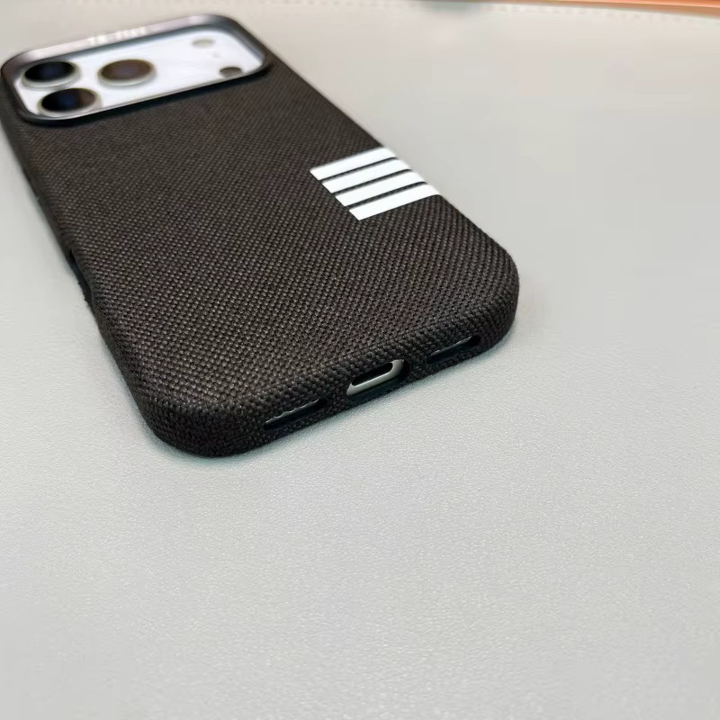 Magnetische Business Schutzhülle aus Leinwand und Legierung für Apple iPhone 17 Pro Max, 16, 15 und 14 in Schwarz mit Objektivrahmen und Anti-Drop-Funktion - Bild 4