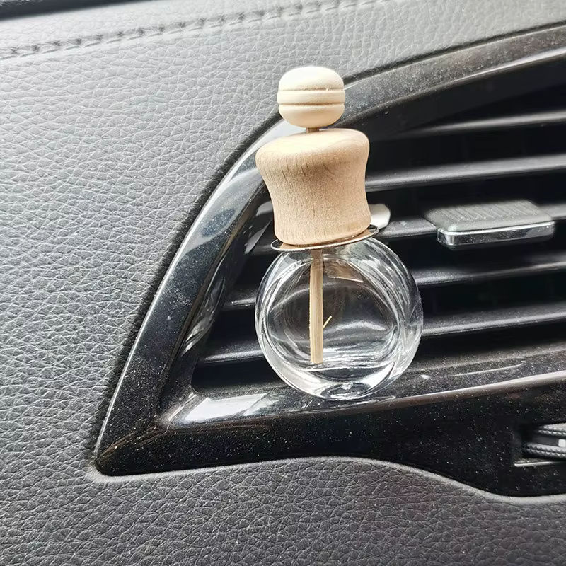 Transparenter Glas Flaschen Lufterfrischer als hängender Aromatherapie Diffusor für dein Auto - Bild 3