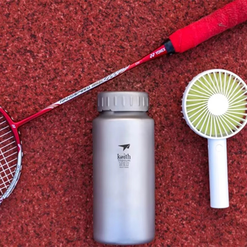 Keith Titan Sportflasche aus Edelstahl in Silber mit 0,9 l Fassungsvermögen - Bild 4